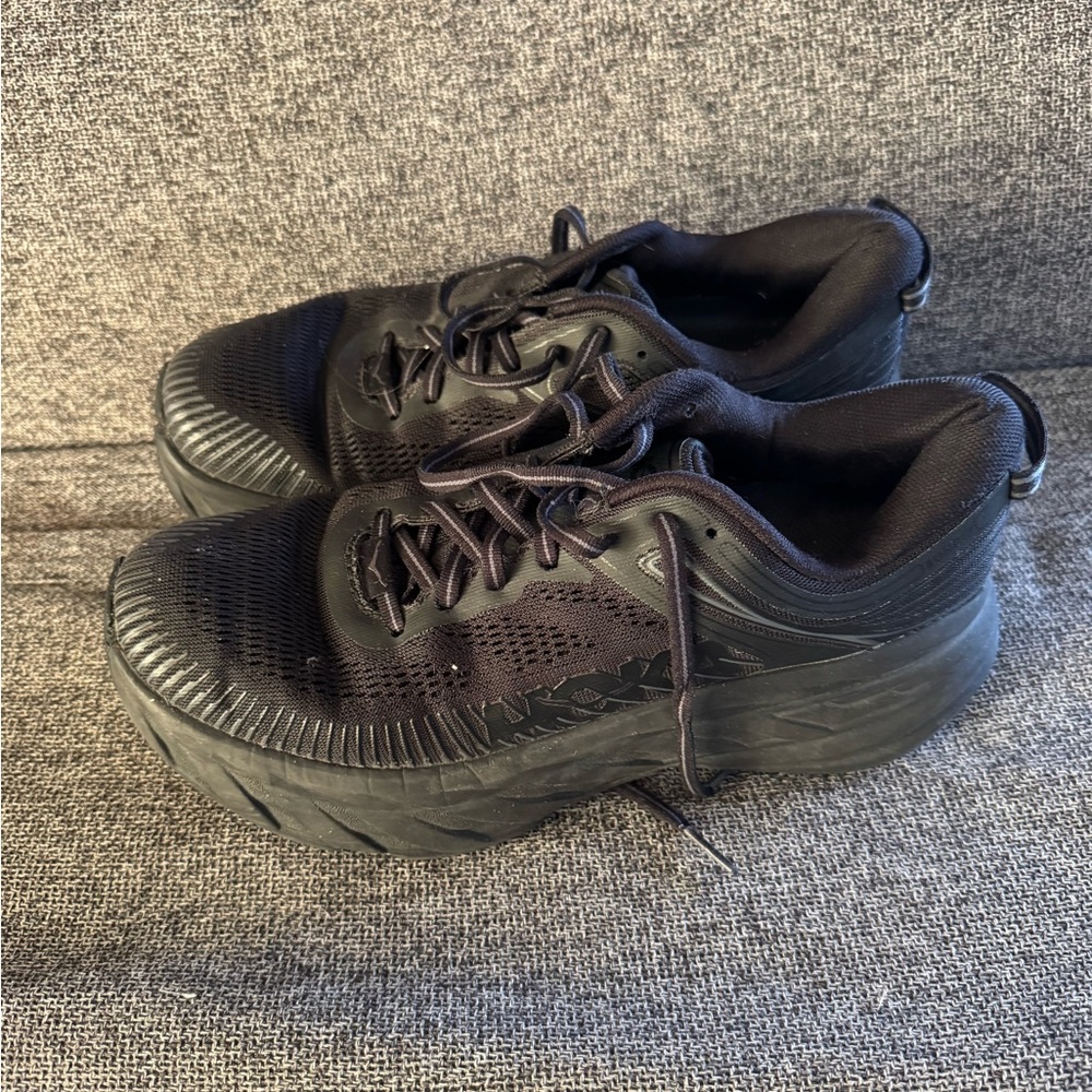 Men's Black Hoka Bondi 7 Sneakers